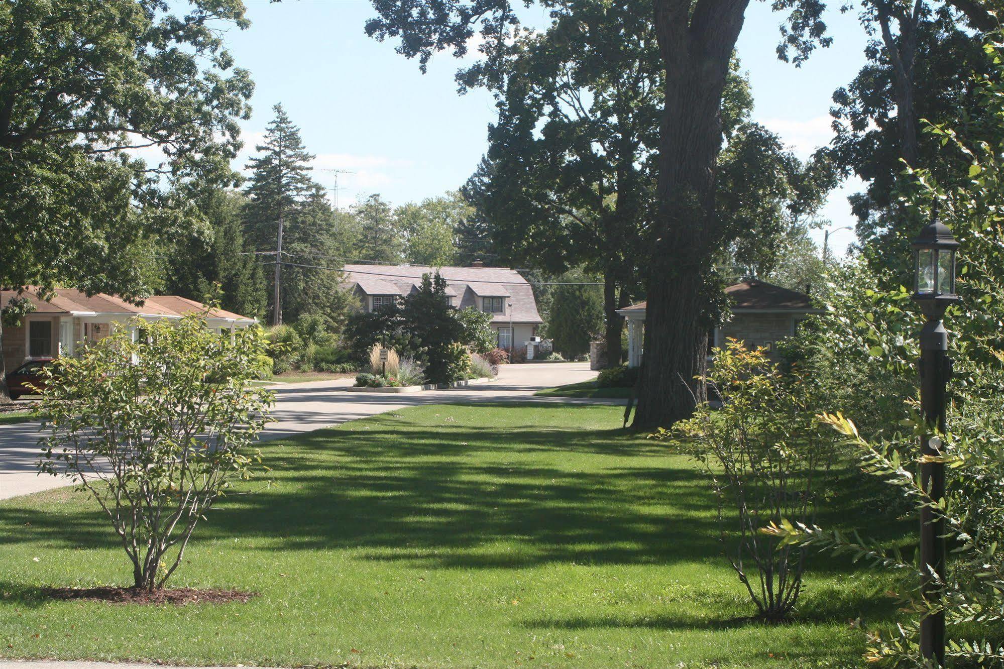Seven Oaks Bed & Breakfast Lake Geneva Exteriör bild